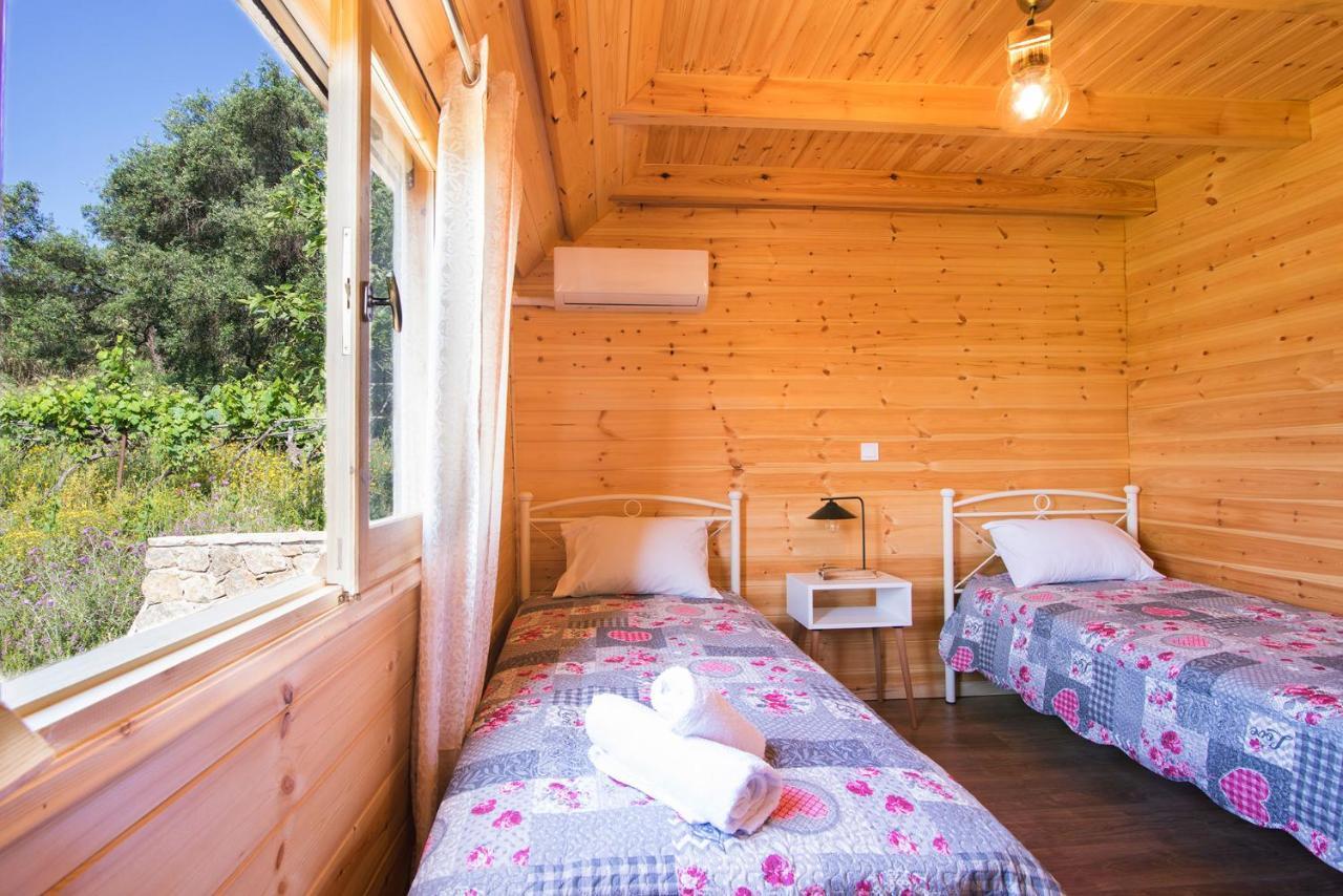 Romantic Tree House Kato Pavliana Eksteriør bilde